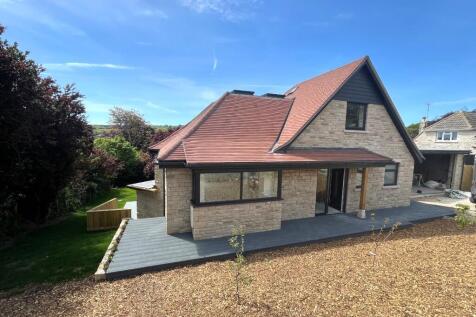 South Instow, Swanage BH19 4 bed detached house for sale