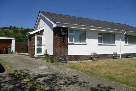 2 bedroom semi-detached bungalow for sale