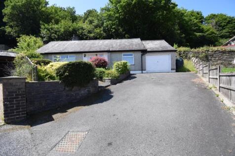 The Crescent, Porthmadog 2 bed detached bungalow for sale
