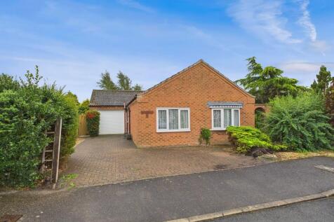Clinton Way, Woodhall Spa LN10 2 bed detached bungalow for sale