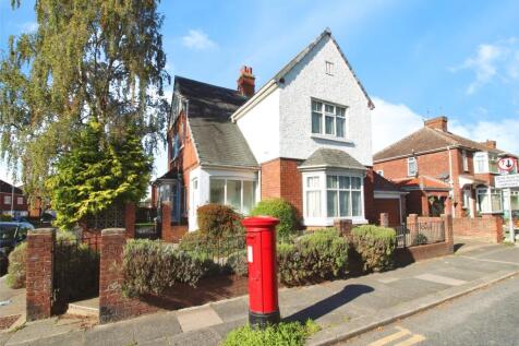 Salters Lane South, Darlington, DL1 3 bed detached house for sale