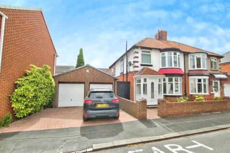Newlands Avenue, Bishop Auckland... 3 bed semi