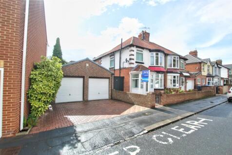 Newlands Avenue, Bishop Auckland... 3 bed semi