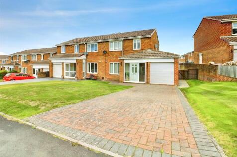 Annaside Mews, Leadgate, Consett, DH8 3 bed semi