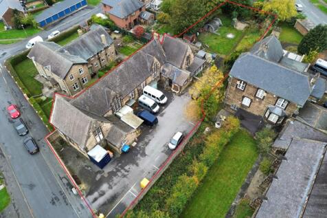 Detached house for sale