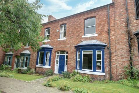 4 bedroom terraced house for sale