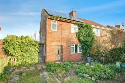 2 bedroom semi-detached house for sale