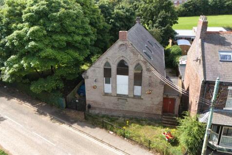 Detached house for sale
