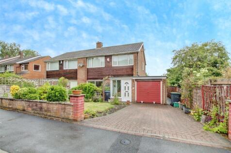 3 bedroom semi-detached house for sale
