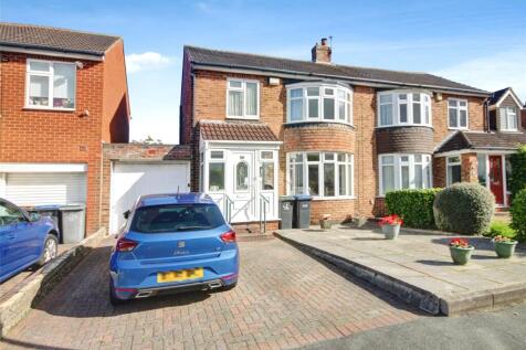 Filby Drive, Carrville, Durham, DH1 3 bed semi