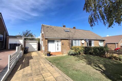 5 bedroom semi-detached house for sale