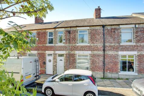 4 bedroom terraced house for sale
