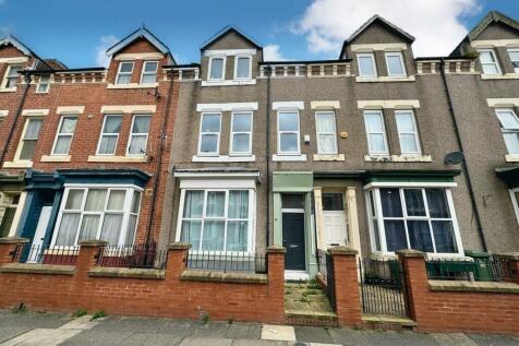 8 bedroom terraced house for sale
