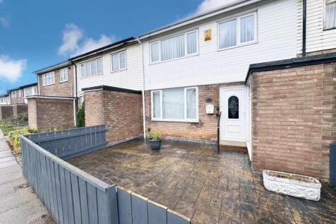Low Grange Avenue, Billingham 3 bed terraced house for sale