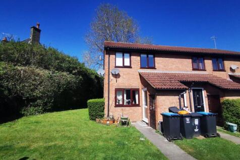1 bedroom maisonette for sale