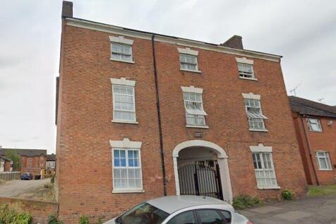 Studio flat for sale