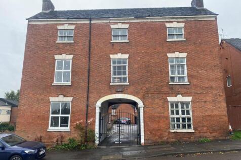 Studio flat for sale