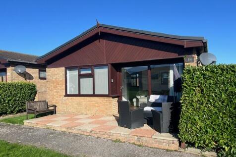 2 bedroom detached house for sale