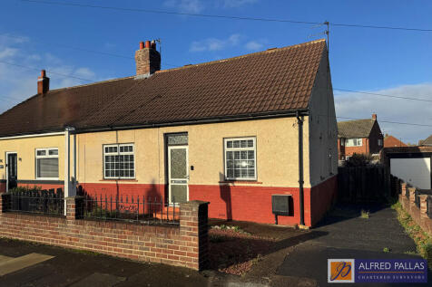 2 bedroom semi-detached bungalow for sale