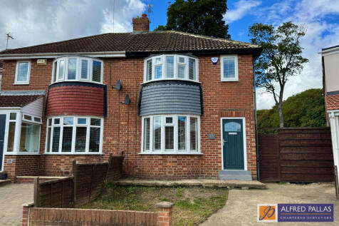 2 bedroom semi-detached house for sale