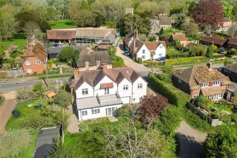 6 bedroom detached house for sale