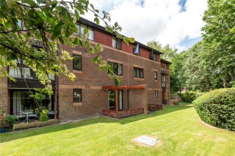Studio flat for sale