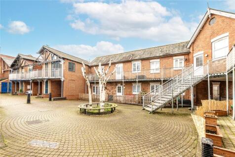 Alfredston Place, Wantage... 1 bed maisonette for sale