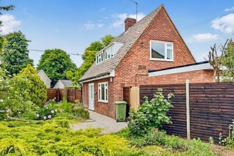 Hallingbury Close, Bishop's Stortford... 3 bed chalet for sale
