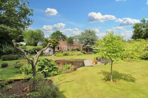 Bridge Road, Colby, Norwich 4 bed detached bungalow for sale