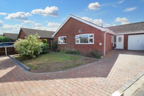 Youngmans Close, North Walsham 3 bed detached bungalow for sale
