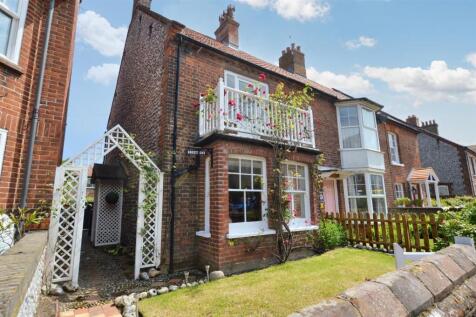 Augusta Street, Sheringham 2 bed end of terrace house for sale