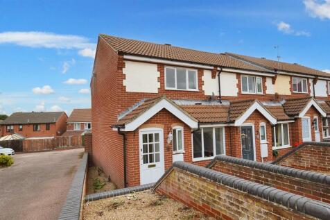 Cooper Road, Sheringham 2 bed end of terrace house for sale
