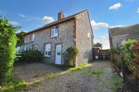 Pond Road, Paston, North Walsham 3 bed semi