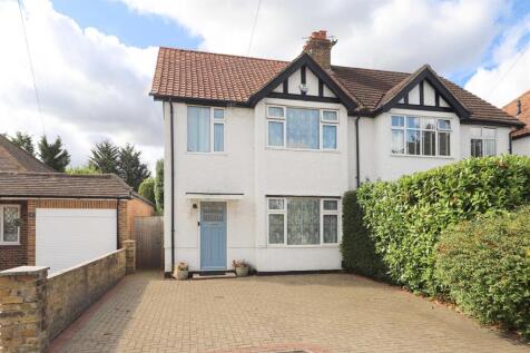 3 bedroom semi-detached house for sale