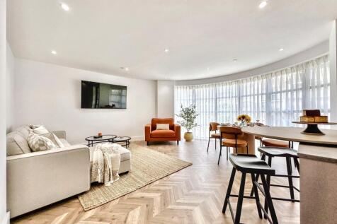 Bournemouth 2 bed flat for sale