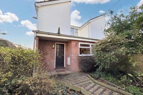 Wareham 2 bed end of terrace house for sale