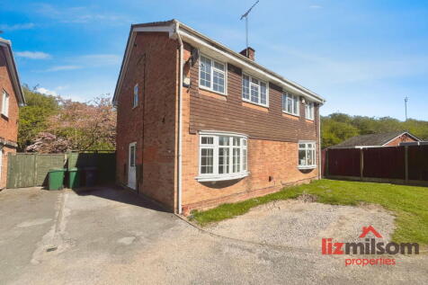 Wren Close, Swadlincote DE11 3 bed semi