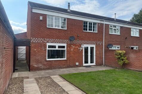 2 bedroom town house for sale