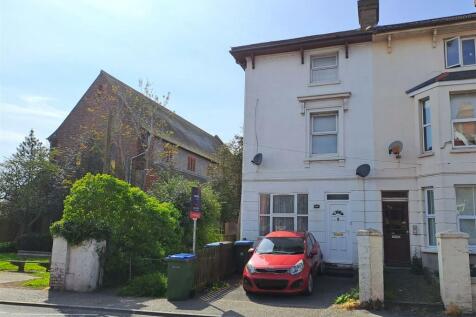 Arundel Road, Littlehampton, West Sussex 1 bed flat for sale