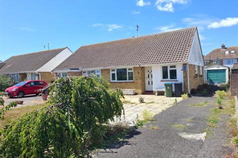 2 bedroom semi-detached bungalow for sale
