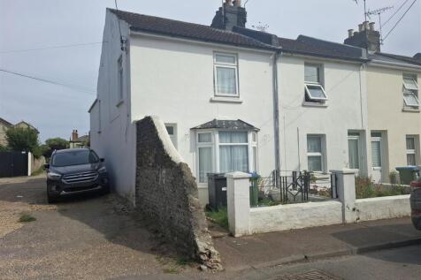 Howard Place, Littlehampton 3 bed end of terrace house for sale