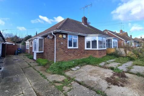 Manning Road, Wick, Littlehampton 2 bed semi