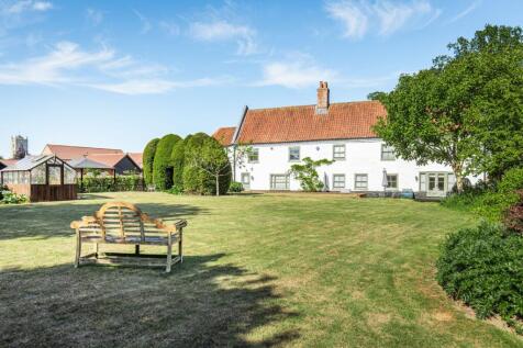 Gayton 5 bed farm house for sale