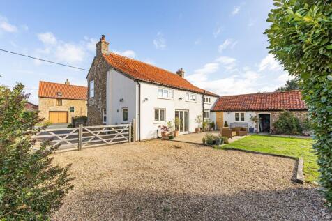 Wretton 4 bed detached house for sale