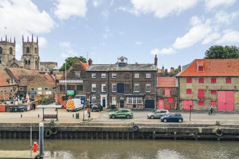 Grade II Listed Waterfront Living in... 3 bed semi