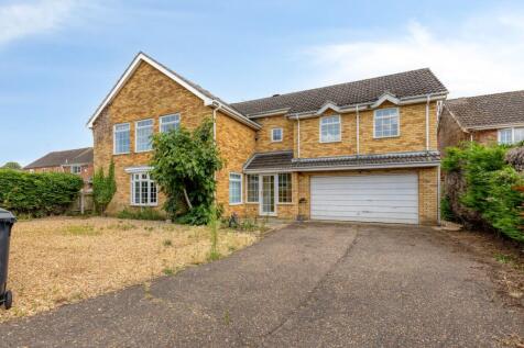 South Wootton 6 bed detached house for sale