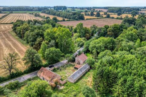 3 bedroom farm house for sale