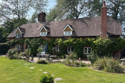 Rockbourne, Fordingbridge, Hampshire... 4 bed detached house for sale