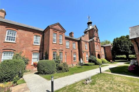 Bartons Road, Fordingbridge... 2 bed apartment for sale