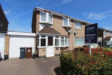 Wight Croft, Smiths Wood, Birmingham 3 bed semi